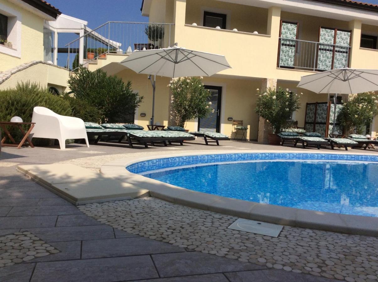 Elicriso Resort Rasopasno Екстер'єр фото